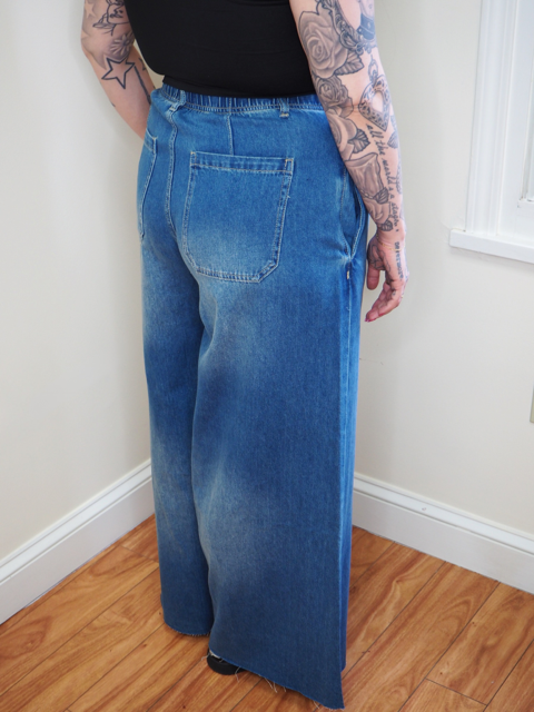 The Wide Leg Jeans